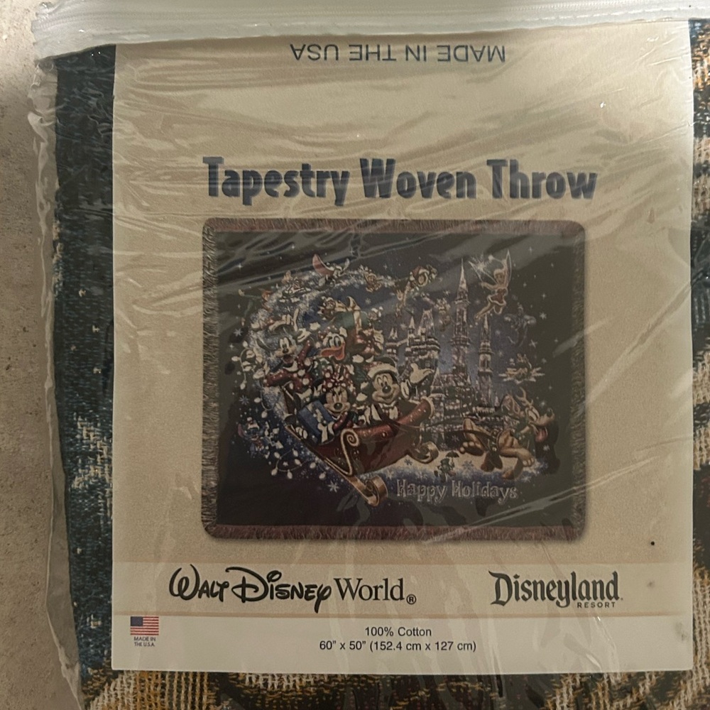 Disney Tapestry Woven Throw - Happy Holidays